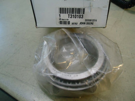 John Deere OEM Ball Bearing T310103 - $920.51 MXN