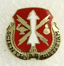 Vintage US Military DUI Pin Missile and Munitions School SCIENTIA AD JUS... - $177.66 MXN