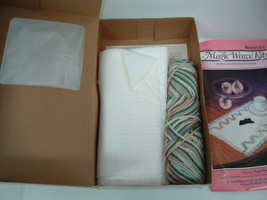 Vintage crafts wonder arts magic weave kit country sage placemats  never... - $26.96 CAD