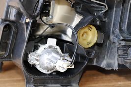 09-11 BMW E90/E91 330i 335D 4dr Halogen Headlight Passenger Right RH  image 9