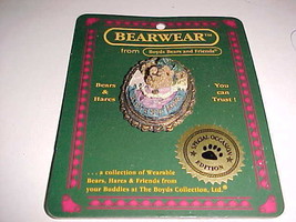 Boyd Bears Friends Best Test Mom 82010 Wearable Pin Folk Art 2000 New - $2.90