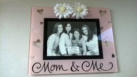 Sonoma Mom &amp; Me Pink Glass Table Frame WhiteDaisies Hearts 8&quot;x6.5&quot; Photo... - £11.65 GBP