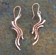 Handmade copper earrings: woven hammered curves, flickering flame - £19.55 GBP