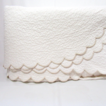 Home Treasures Vermicelli Quilted Embroidery Scalloped King Coverlet - £241.28 GBP