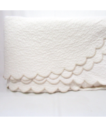 Home Treasures Vermicelli Quilted Ivory Embroidered Scallop King Coverlet - $5,483.46 MXN