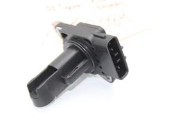00-05 TOYOTA CELICA Mass Airflow Sensor F2084 image 3