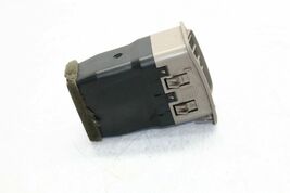 1999-2006 CHEVROLET SILVERADO TAHOE CENTER RIGHT SIDE AIR VENT TAN H0103 image 3