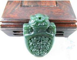Free Shipping - HAND-CARVED Natural Green jadeite jade Vase charm Pendant - jade - £20.78 GBP