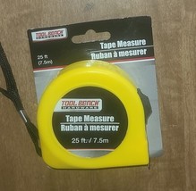 16&#39;  (7.5M) X 5/8&quot; TAPE MEASURE WITH RETRACTABLE LOCKING BLADE &amp; Belt Cl... - $680.54 MXN