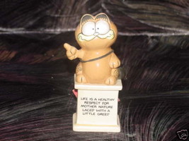Enesco Garfield About Life Ceramic Figurine With Tags - $926.90 MXN