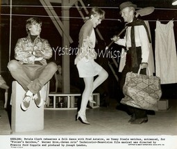 Fred Astaire Petula Clark Tommy Steele Candid Set Photo - £7.85 GBP