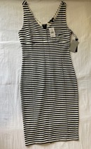 Felicity &amp; Coco Women&#39;s Black/White Venisia-Striped Dress Size M - e752 - $1,787.93 MXN