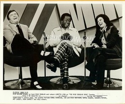 Flip WILSON Loretta LYNN Mike DOUGLAS Show 1974 Photo - $9.95