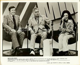 Art Carney Disguise Loretta Lynn Mike Douglas TV Photo - £7.82 GBP