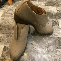 Lucky Brand FIMBERLY Leather Slip On Bootie Women&#39;s SZ 9 Taupe - £7.64 GBP