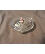 Small Swirled Glass Heart Shaped Trinket Holder with Flower (M) - £31.38 GBP