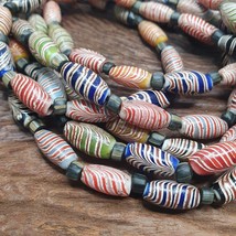 Vintage feathered glass: exquisite beaded art 17x9.5mm glass beads neckl... - $41.42