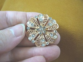 (bb604-22) white rhinestone crystal filigree daisy flower gold tone brooch pin - £12.51 GBP