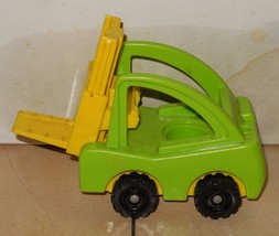 Vintage 80&#39;s Fisher Price Little People Fork Lift #942 Lift Load Lumber FPLP - £11.53 GBP