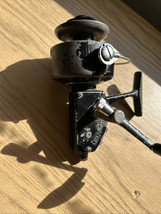 VINTAGE BERKLEY 830 SPINNING REEL - $320.36 MXN