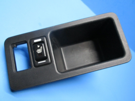 00-04 Nissan Pathfinder  Instrument Panel Cubby Storage Pocket Black 68485-4W400 - £17.93 GBP