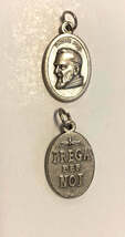 Padre Pio  Silver tone oval medal,  New from Italy - $4.20 CAD