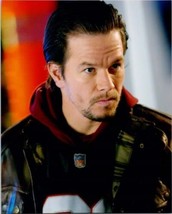Mark Wahlberg with goatee and longer hair in military vest 8x10 inch photo - £9.49 GBP
