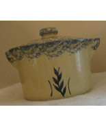 RRP Roseville Pottery Stoneware 1.5 Quart Baking Dish Blue Sponge Ware &amp;... - $33.92