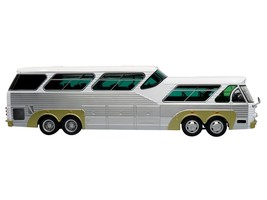 Sultana TM 44-18 SP Panoramico Coach Bus White with Silver Sides &quot;The Bus &amp; Mot - £102.99 GBP