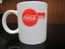 Coca-Cola Coffee Mug Cup 12 Oz Delicious and Refreshing Logo White and Red - £2.95 GBP