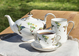 Hummingbird Mug Set of 4 Bone China 12 oz 10K Gold Accents Matching Teapot Avail image 2