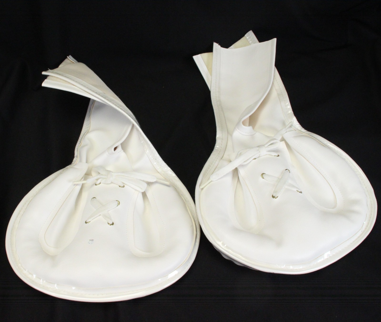 A J&#39;s Magic White Clown Shoes SH-231 9&quot; W x 15&quot; H - $19.59