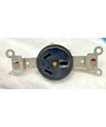 NEW OLD STOCK HUBBELL 20A 250V FLUSH RECEPTACLE 6810 - $182.66 MXN