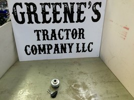 ZETOR IGNITION SWITH AND KEY 59115627,443861440050,443861440350 FREE SHI... - $47.88