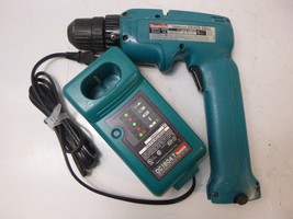 Makita Cordless Driver Drill 6095D With DC1804T (630360G2) Charger No Battery - £20.65 GBP