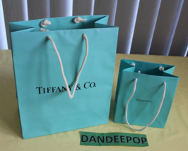 2 Tiffany &amp; Co Classic Blue Designer Empty Gift Shopping Bags Photograph... - £23.34 GBP