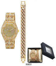 5083 - Boxed Ice Metal Bracelet Watch with Chain - £45.96 GBP