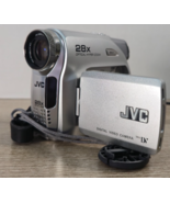 JVC GR-D347U Digital Video Camera 28x Optical Zoom, Battery, *Read - $542.38 MXN