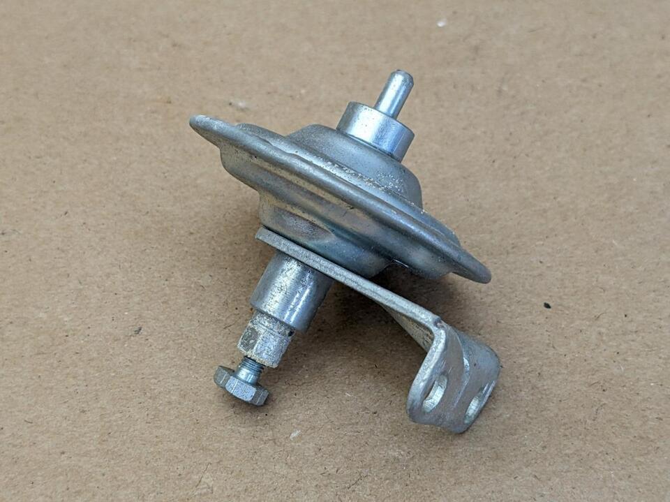 OEM Guaranteed Parts Service Part Dash Pot Carburetor Tune-up 779-231 - $34.64