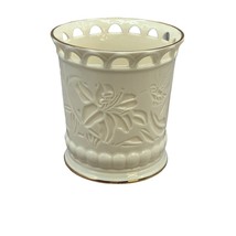 Lenox Flower Candle Holder Fine Ivory China 2004 Handcrafted with candle - £14.19 GBP