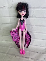 Mattel Monster High Ghoul To Bat Draculaura Doll With Fold Out Wings FLAWED - £9.95 GBP