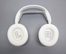 SteelSeries Arctis Nova 5P Wireless Gaming Headset for PS5, PS4 - White image 6