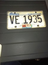 Vintage 1998 Illinois License Plate VE 1935 Land Of Lincoln 1990s Man Cave - $183.84 MXN