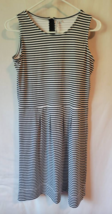 Lulu B XS black white striped dress - $656.89 MXN
