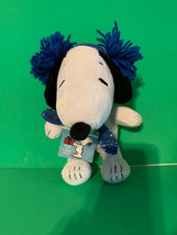 NWT - Peanuts Plush SNOOPY - Plays &quot;Linus &amp; Lucy&quot; Song when Hand is Pressed - £6.36 GBP