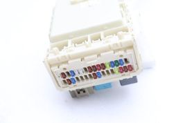 04-09 TOYOTA PRIUS INTERIOR DASH CABIN FUSE RELAY BOX E1437 image 9