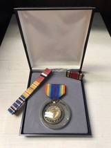 WWI 75th Anniversary Commemorative Medal (1993) with Military Ribbon Bar... - £35.11 GBP