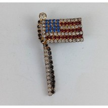 Vintage Full Jeweled USA Flag 2&quot; x 1.25&quot; Patriotic Lapel Hat Pin - $157.74 MXN