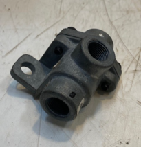 Bendix Air Brake Check Valve 283321 | 2F2411T - $24.99