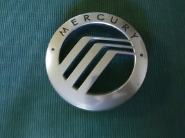 2006-2010 Mercury Mountaineer chrome grille emblem. Used OEM - £18.77 GBP